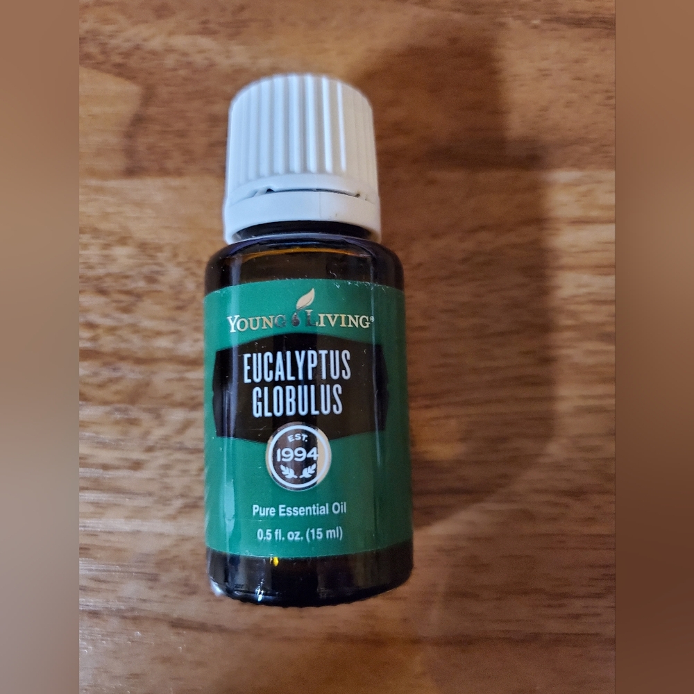 EUCALYPTUS GLOBULUS ESSENTIAL OIL - Young Living Essential Oils - 15ml Bottle